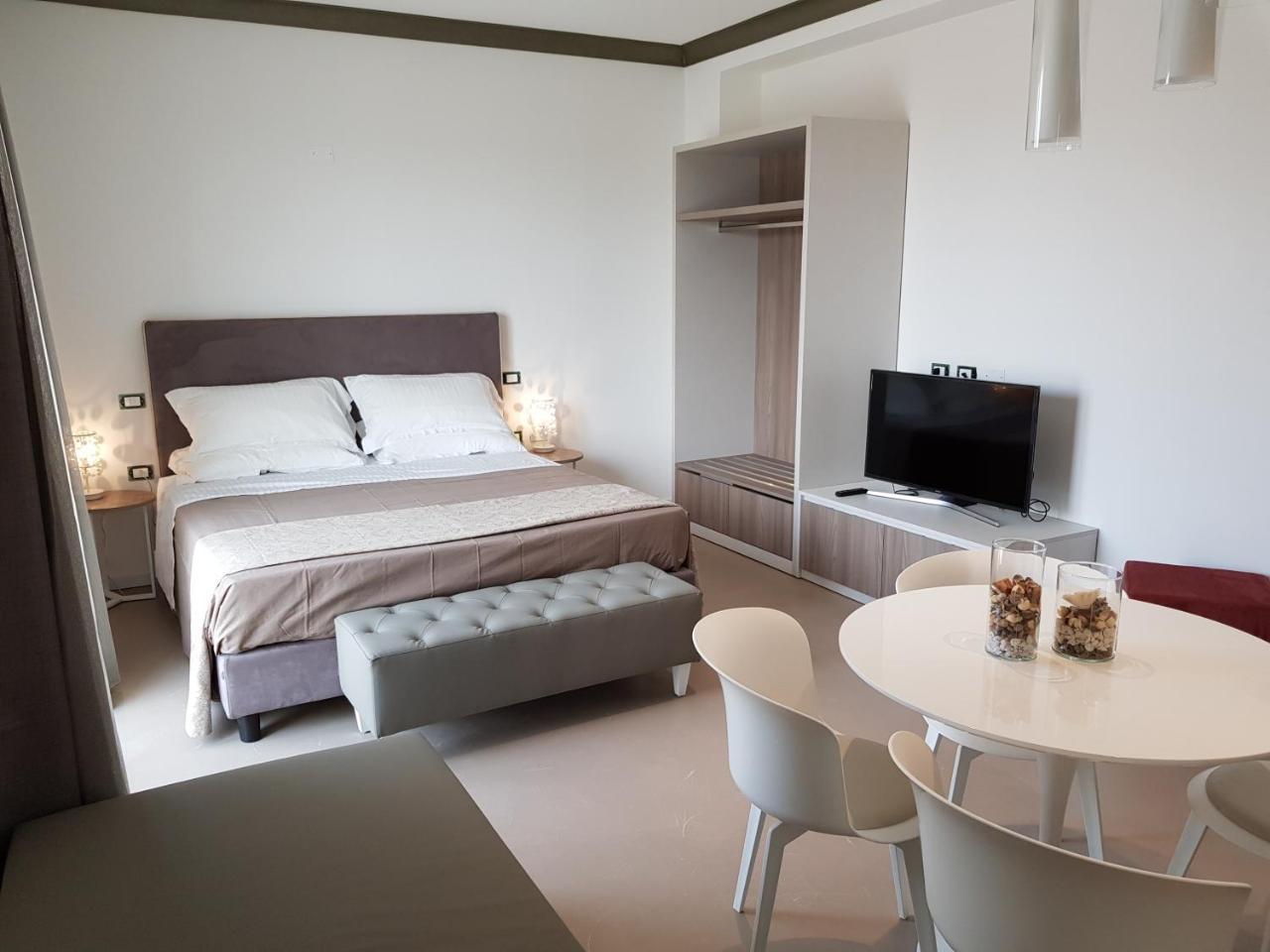 Venus Suites Червия Экстерьер фото
