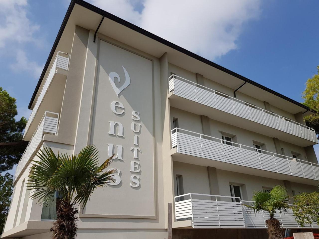 Venus Suites Червия Экстерьер фото